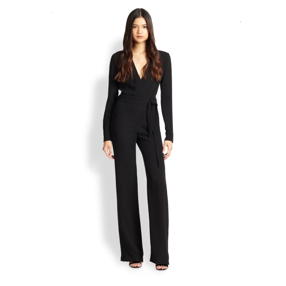 NWT Diane Von Furstenberg Margot Wrap  Jumpsuit , Black Crepe, size 6